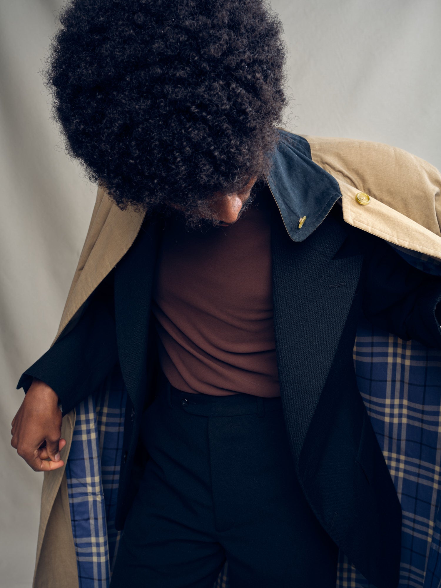 Unisex 80s Burberry rain coat. Cotton blend.