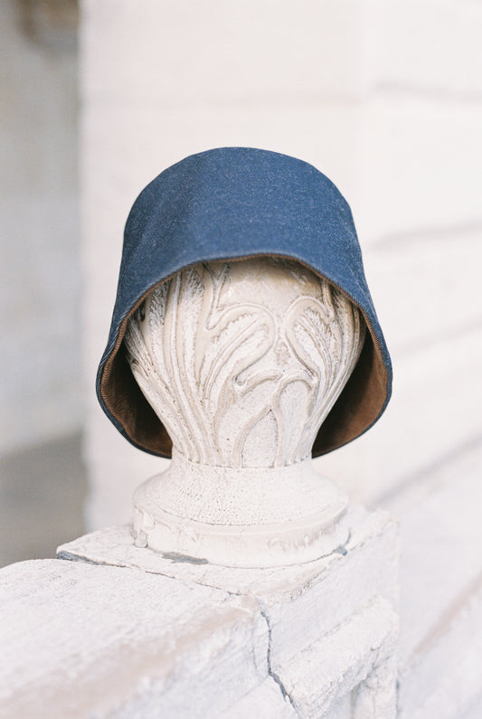 Biboja Kapa Hat in denim gabardine wool with brown corduroy lining